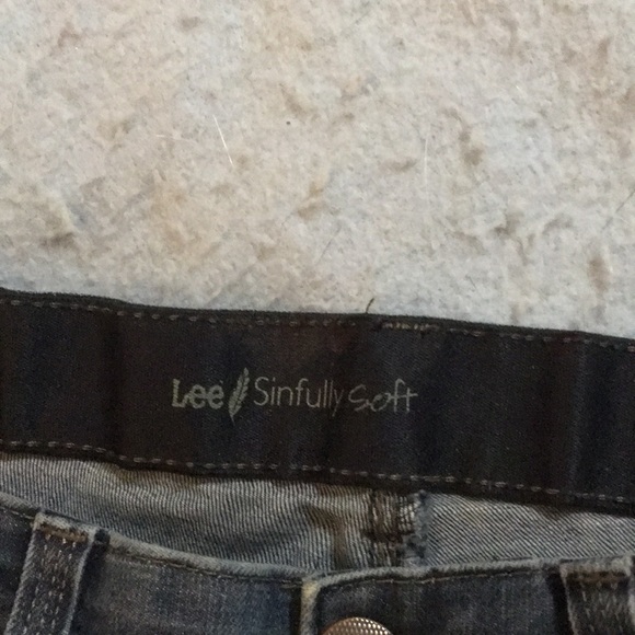 Lee Sinfully Soft Jeans - Picture 5 of 5